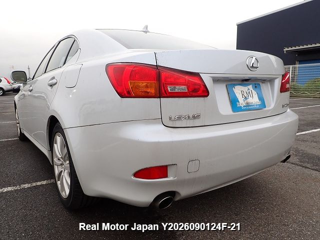 2007 LEXUS IS thumbnail 3