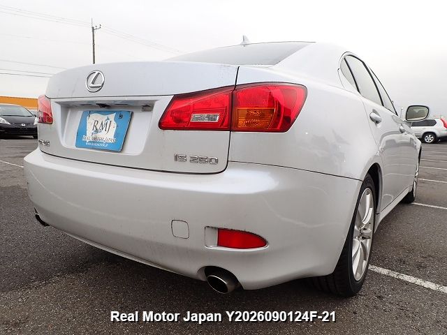 2007 LEXUS IS thumbnail 4