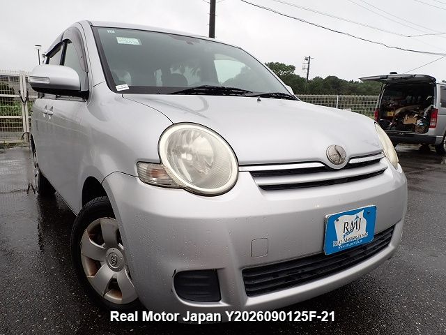 2010 TOYOTA SIENTA thumbnail 2