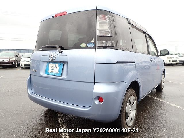 2011 TOYOTA SIENTA thumbnail 4