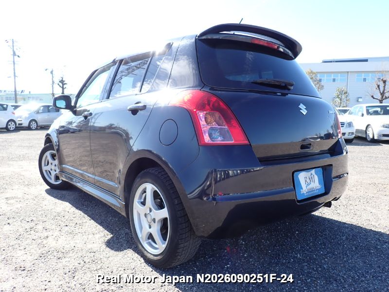 2009 SUZUKI SWIFT thumbnail 3