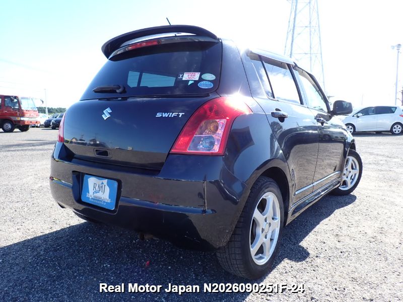 2009 SUZUKI SWIFT thumbnail 4