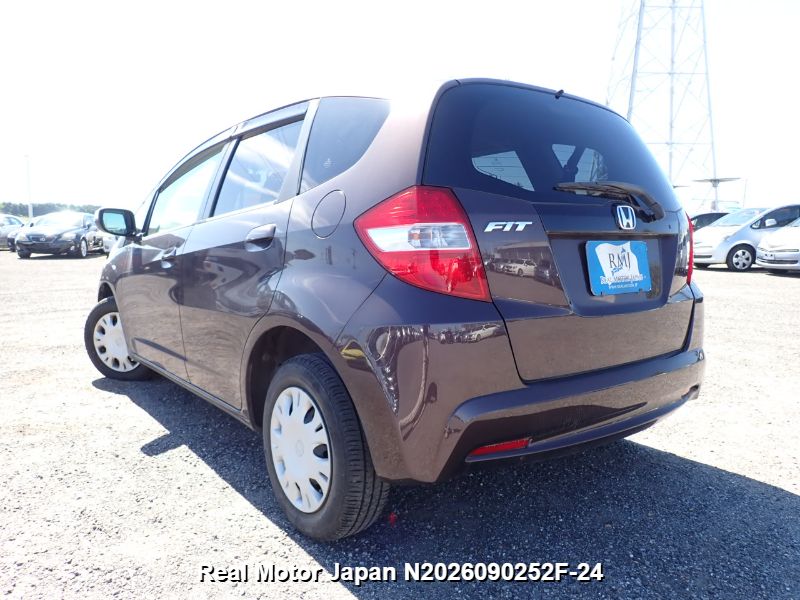 2013 HONDA FIT thumbnail 3