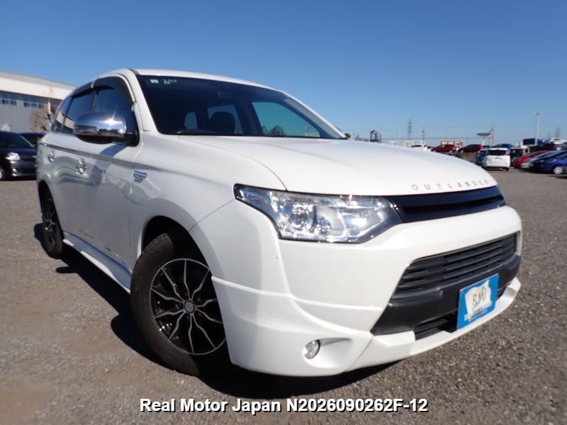 2015 MITSUBISHI OUTLANDER PHEV thumbnail 2