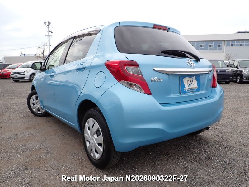2015 TOYOTA VITZ thumbnail 3